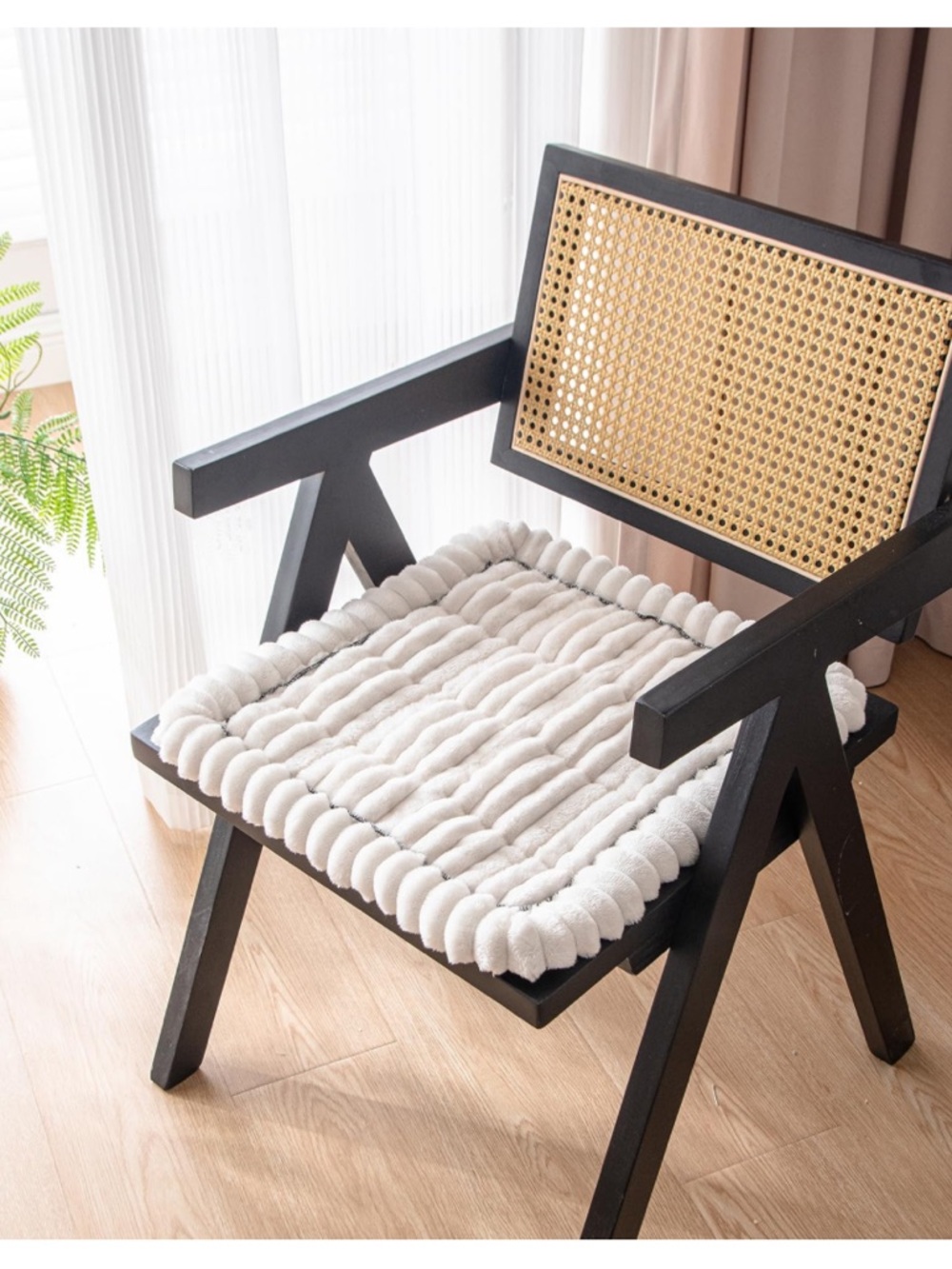 Pet-Friendly Washable Chair Mat SQUARE 17.7x17.7” (1-count)